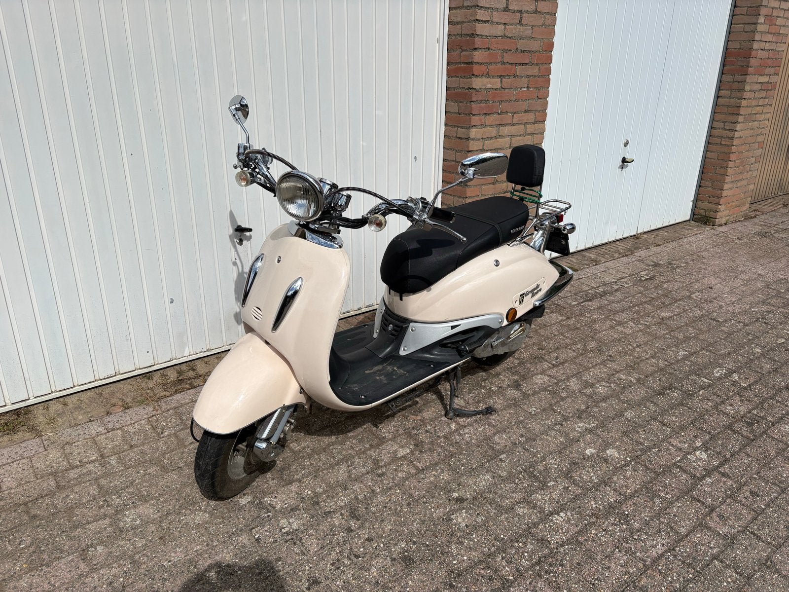 Rover Bikes Grande Retro Scooter - Beige, Fietsen en Brommers, Ophalen, Gebruikt, Benzine, Overige merken