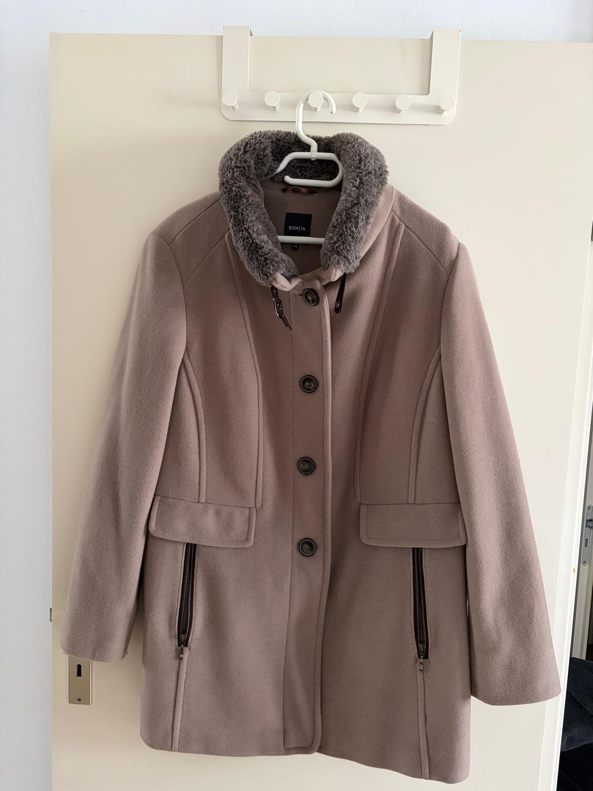 Beige wollen jas Bonita - Maat 46 - XL, Ophalen of Verzenden, Zo goed als nieuw, Maat 46/48 (XL) of groter, Beige