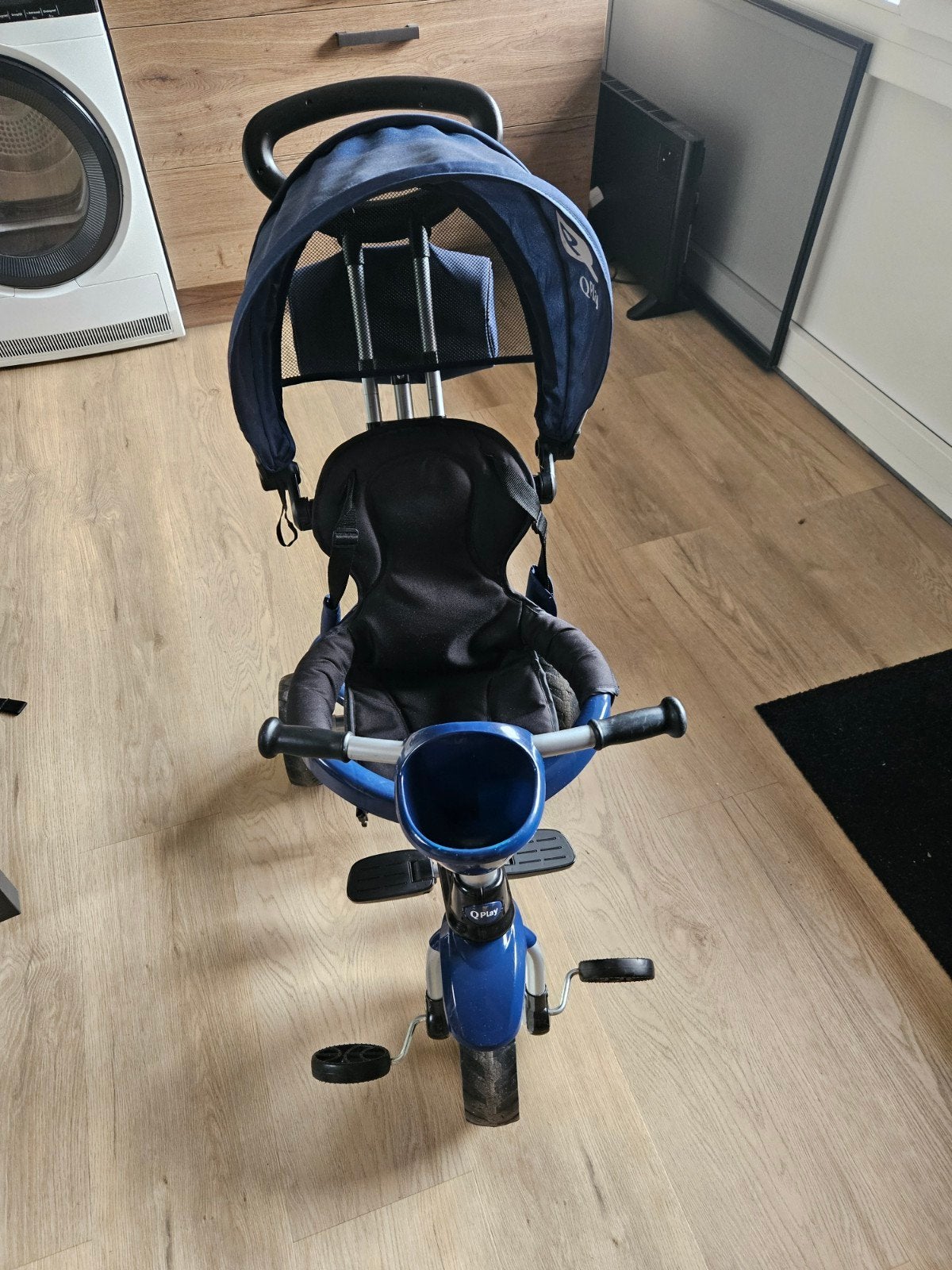 QPlay driewieler met duwstang en verstelbare zitting, Ophalen