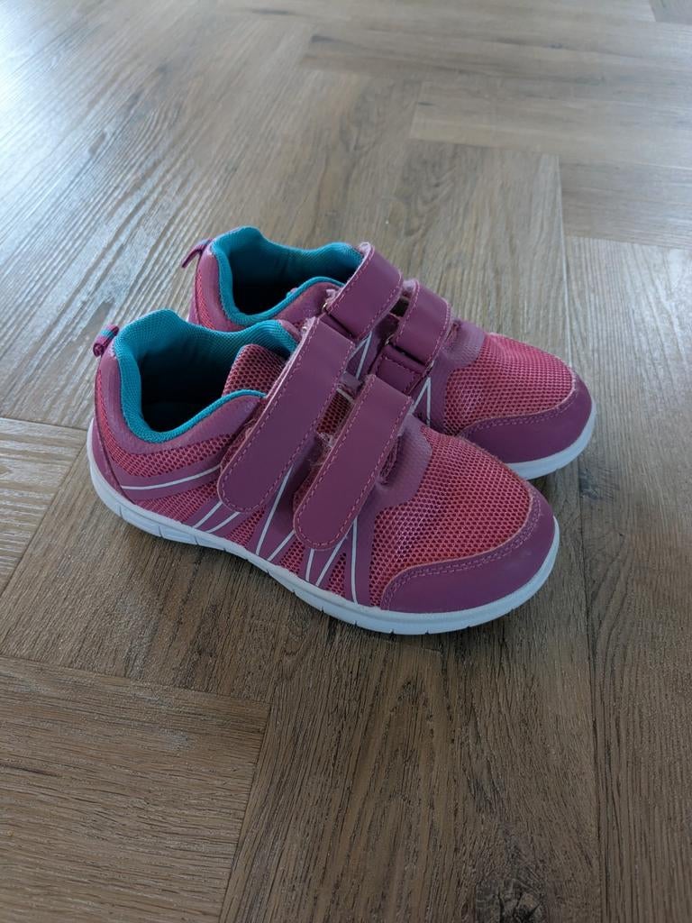 Gymschoenen maat 30 met klittenband, Kinderen en Baby's, Kinderkleding | Schoenen en Sokken, Chicane, Ophalen of Verzenden, Zo goed als nieuw