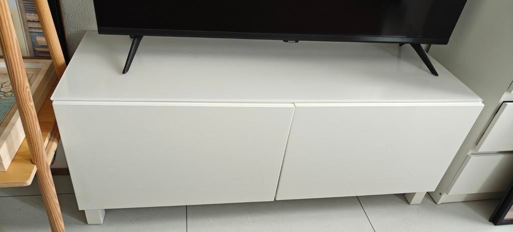 2x IKEA Besta tv-meubel wit met lades en glasplaat, Huis en Inrichting, Ophalen, Overige materialen, 100 tot 150 cm, Zo goed als nieuw