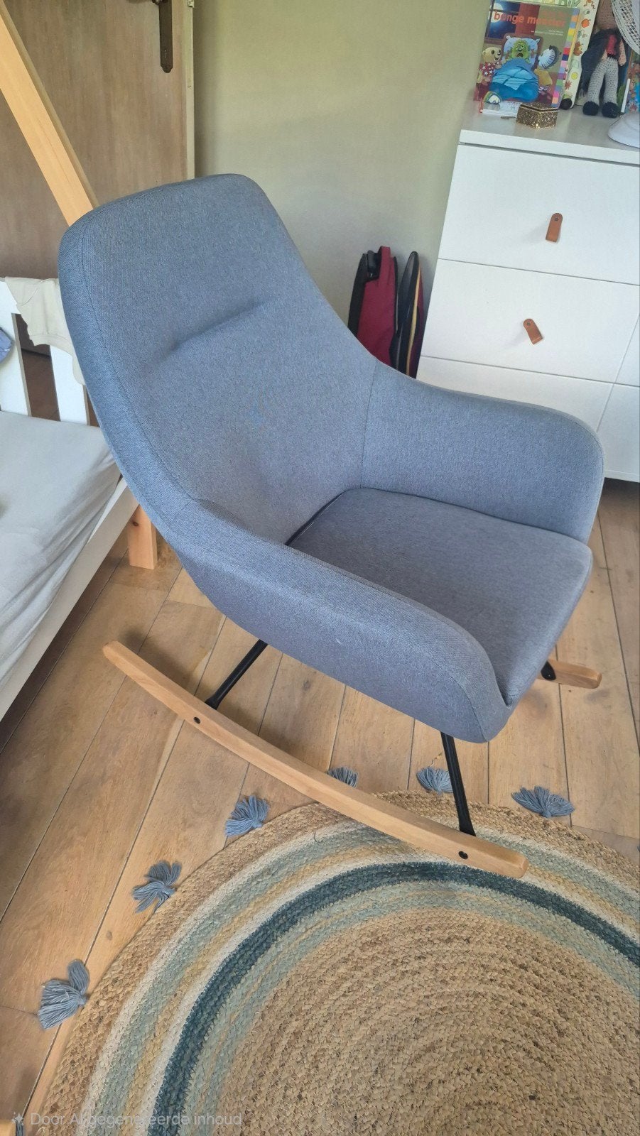 Blauw/grijze schommelstoel, Huis en Inrichting, Stoelen, Ophalen, Gebruikt, Modern, Scandinavisch, Blauw