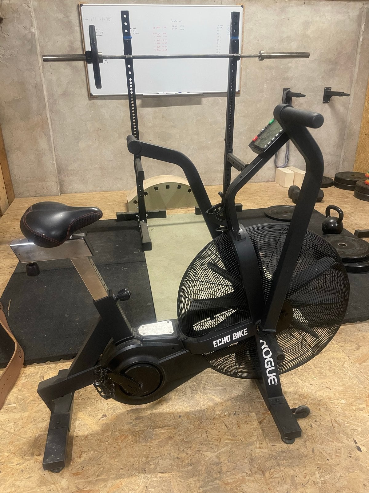Rogue Echo Bike - Airbike voor intensieve training, Ophalen, Armen, Zo goed als nieuw, Airbike