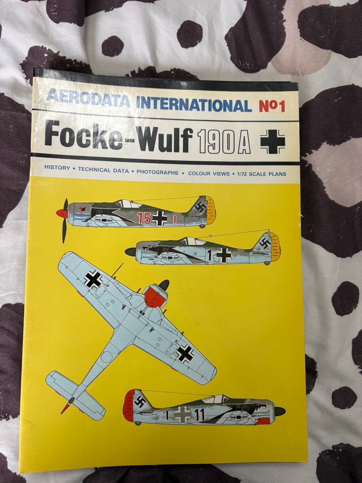 Aerodata International: Focke-Wulf, Spitfire, Mustang, Hurri, Ophalen of Verzenden, Tweede Wereldoorlog, Zo goed als nieuw, Luchtmacht