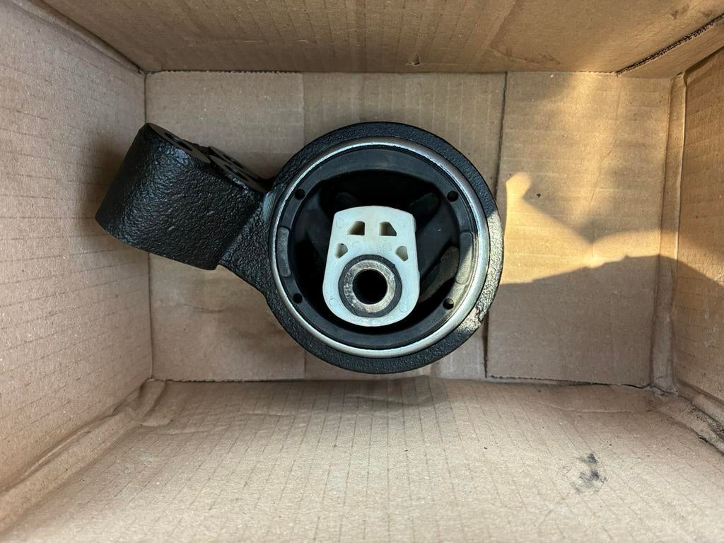Motorsteun rechts Volvo V40/S40 1996-2004, Ophalen of Verzenden, Volvo