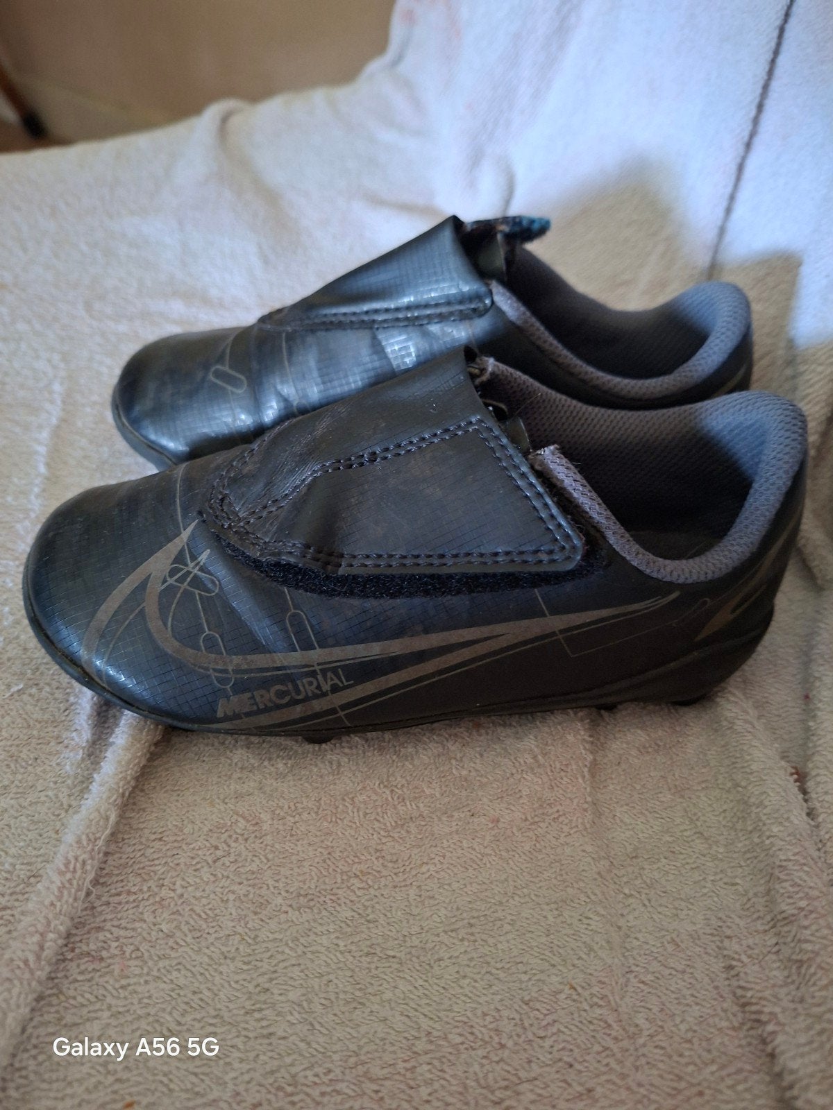 Nike Mercurial Voetbalschoenen Zwart Maat 28, Ophalen of Verzenden, Gebruikt, Schoenen