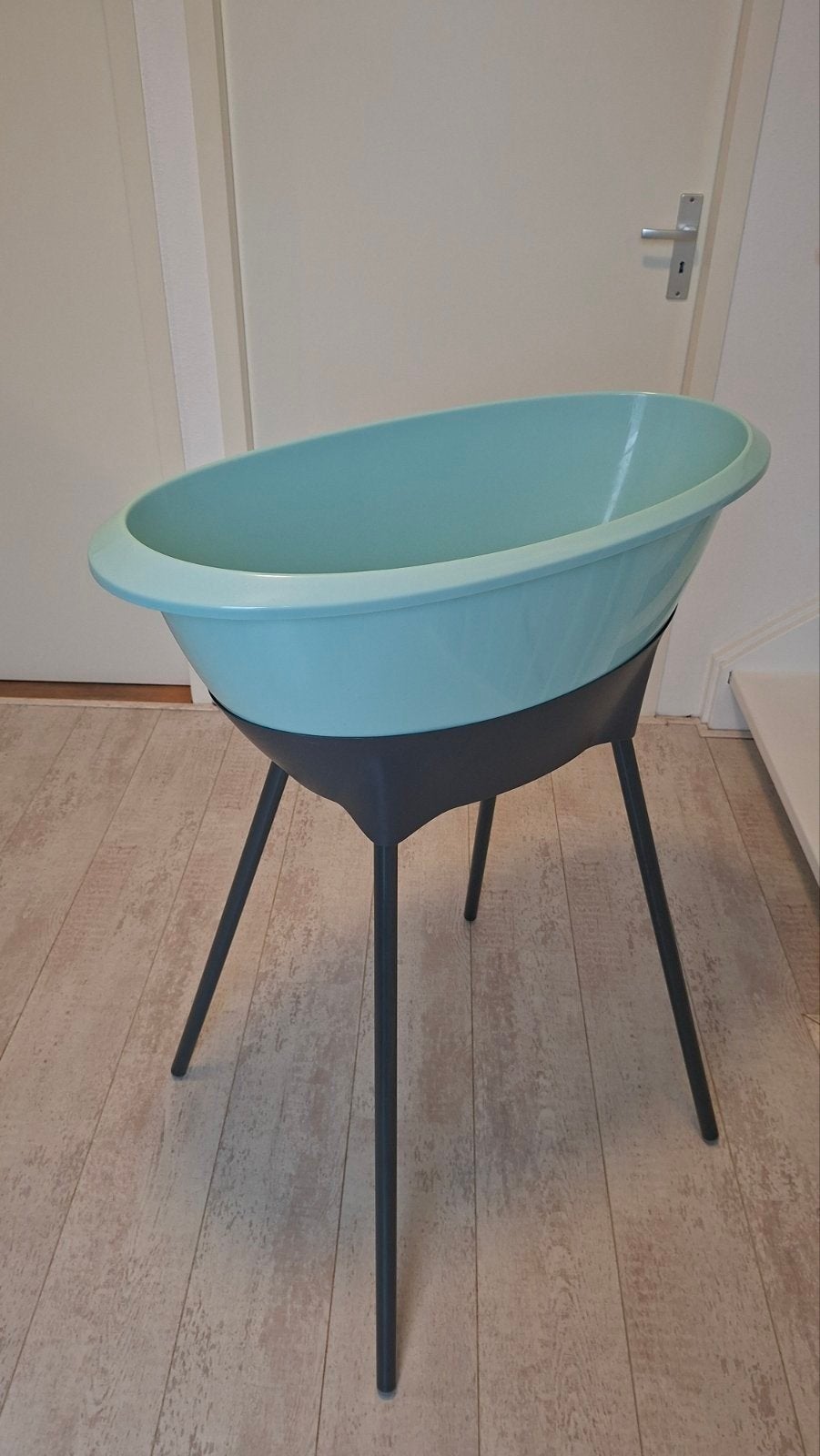 Luma babybadje met standaard en badzitje, Zo goed als nieuw, Badje, Standaard, Ophalen