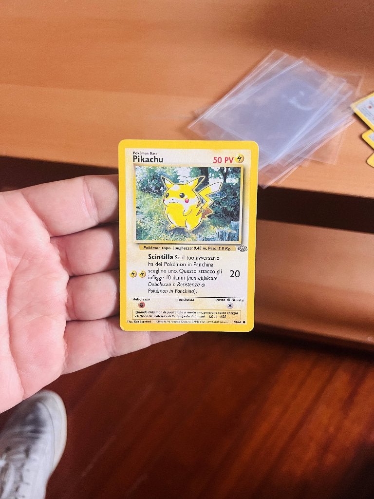 Pikachu 60/64 Jungle Pokemon, Verzenden, Zo goed als nieuw, Losse kaart, Foil