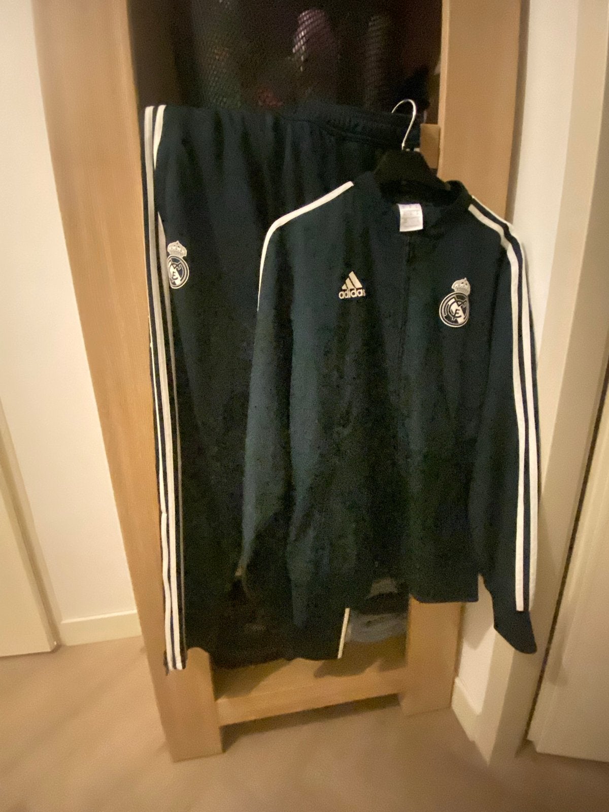 Adidas Real Madrid trainingspak - Maat M, Maat 48/50 (M), Zwart, Ophalen of Verzenden, Voetbal