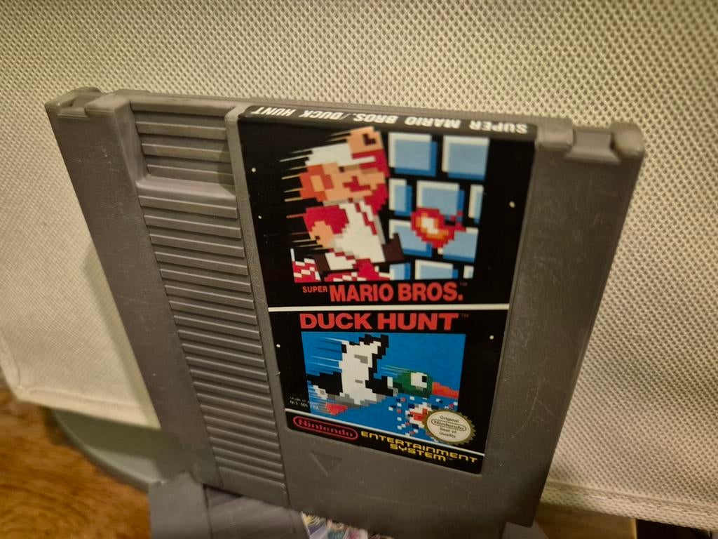 Super Mario Bros + DuckHunt NES, Spelcomputers en Games, Games | Nintendo NES, Zo goed als nieuw, Avontuur en Actie, 1 speler