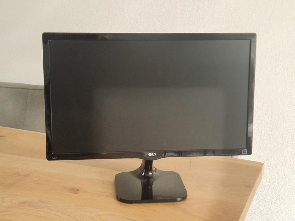 LG 24M47VQ monitor 24 inch, Kantelbaar, Full HD, Zo goed als nieuw, 60 Hz of minder