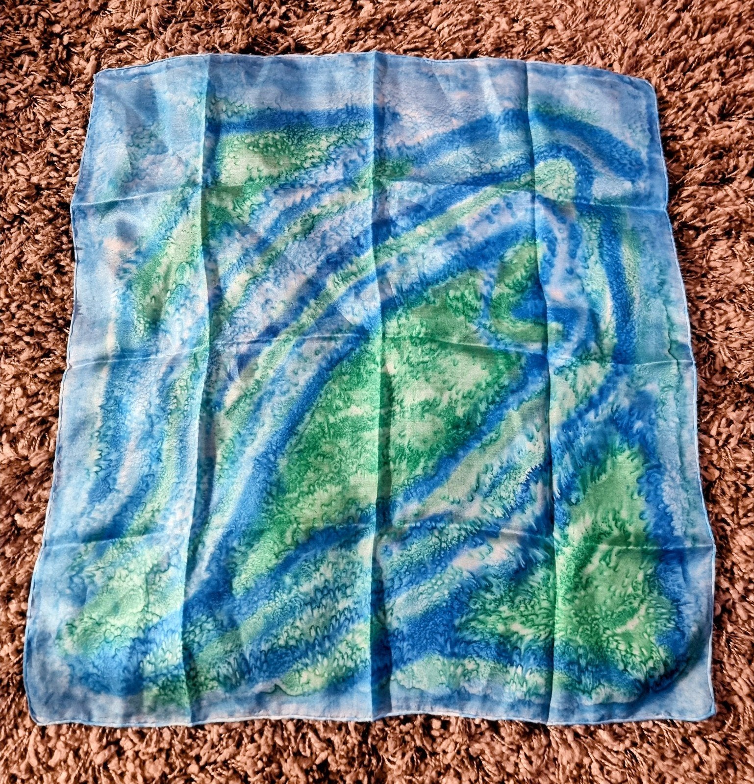 Prachtige 100% Zijden Sjaal 52x52, Kleding | Dames, Mutsen, Sjaals en Handschoenen, Ophalen of Verzenden, Nieuw, Maat 46/48 (XL) of groter