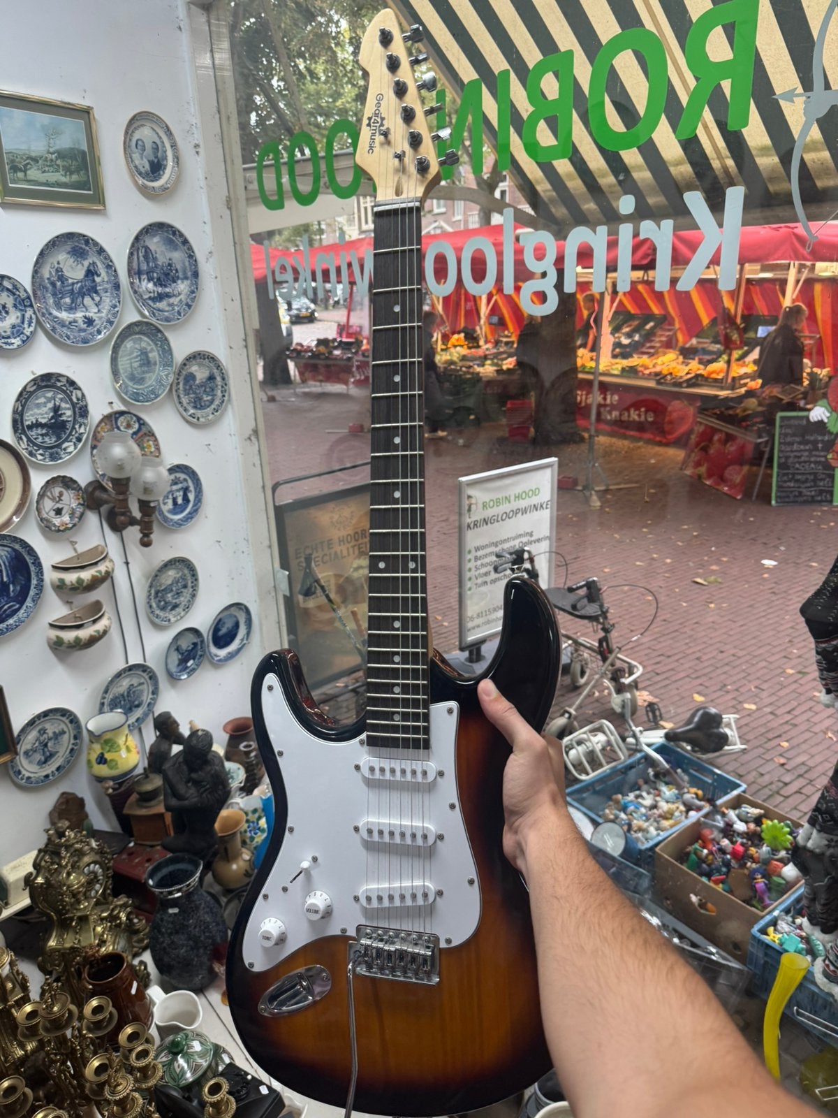 Gear4music linkshandige gitaar met versterker en tas, Contacten en Berichten