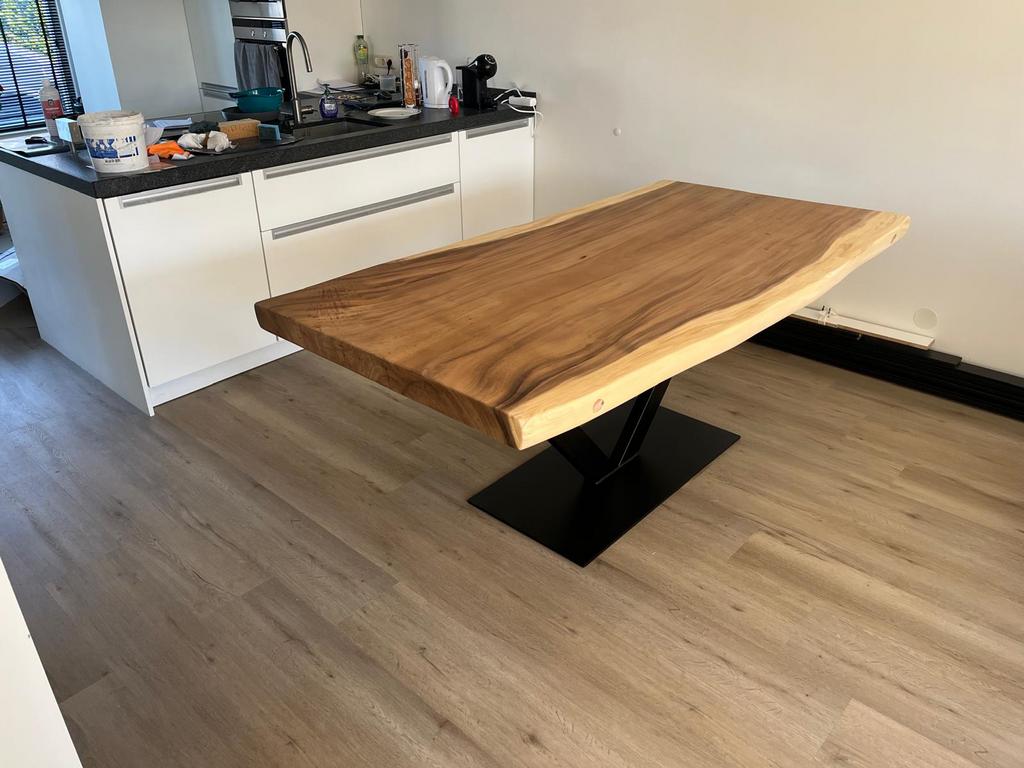 Suar boomstamtafel eettafel bartafel rond waterval vorm, Huis en Inrichting, Ophalen of Verzenden, Nieuw, Rechthoekig, 200 cm of meer