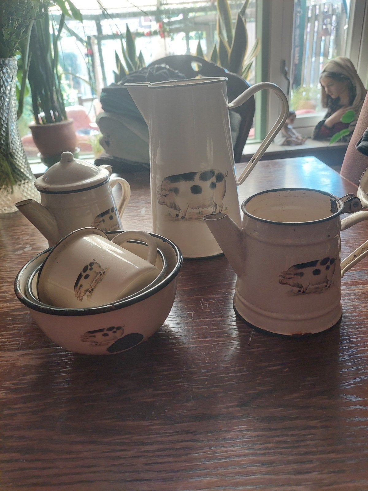Vintage geëmailleerd servies met varkensprint, Antiek en Kunst, Antiek | Emaille, Ophalen of Verzenden