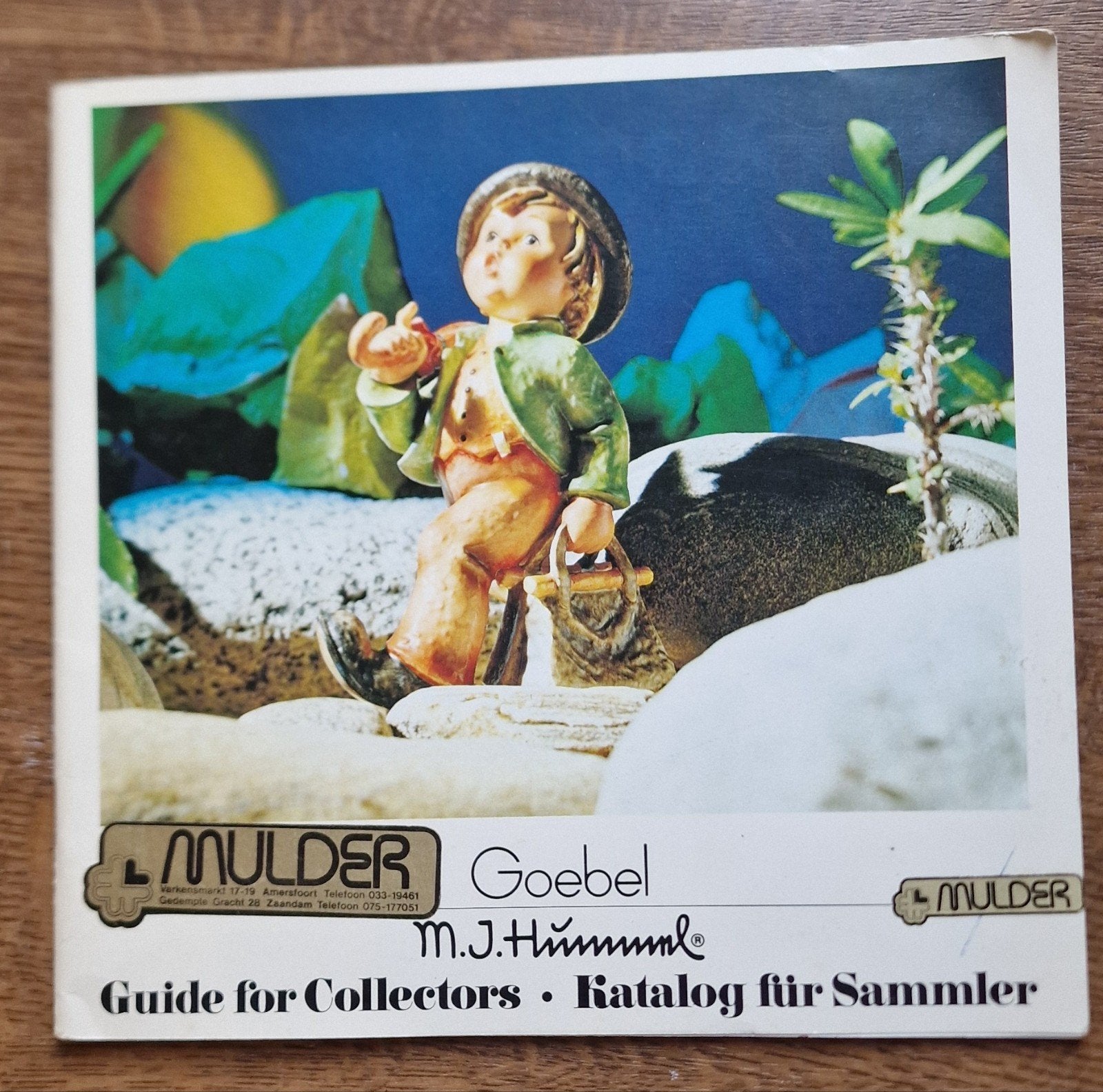 Goebel M.J. Hummel Catalogus voor Verzamelaars 1977, Ophalen of Verzenden, Gelezen, Goebel, Catalogus