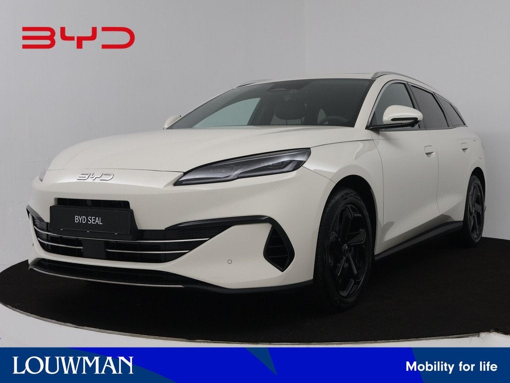 BYD SEAL 6 Touring 1.5 DM-i Comfort | Inclusief € 4000,- A, Auto's, BYD, Automatische klimaatregeling, 1498 cc, Zwart, 4 cilinders