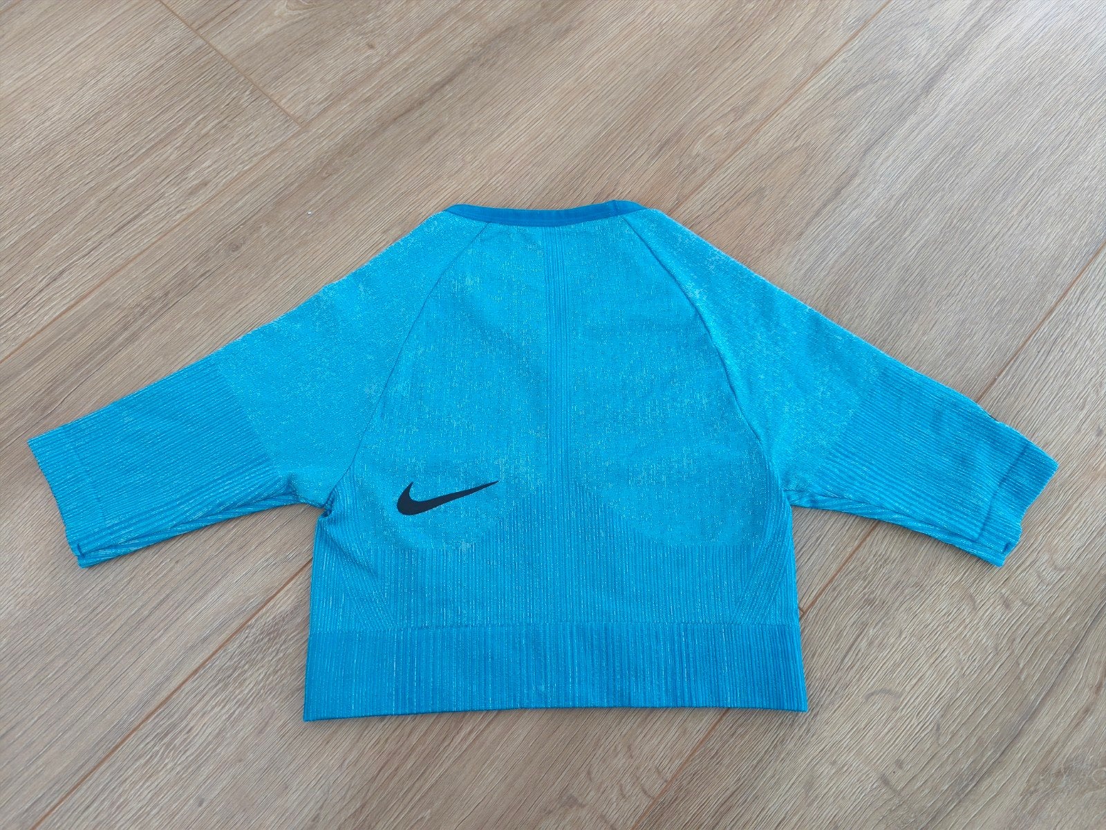 Nike - Sport top T-shirt crop stretch strak model - mt xs, Overige typen, Nike, Maat 34 (XS) of kleiner, Gedragen