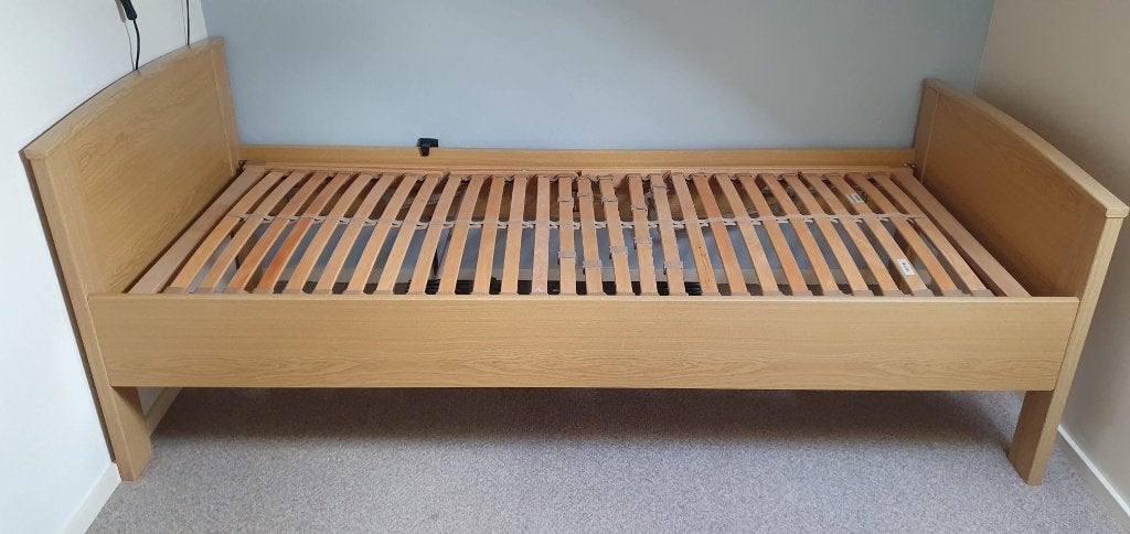 senioren bed elektrisch verstelbaar, Ophalen, 90 cm, Eenpersoons, Bruin