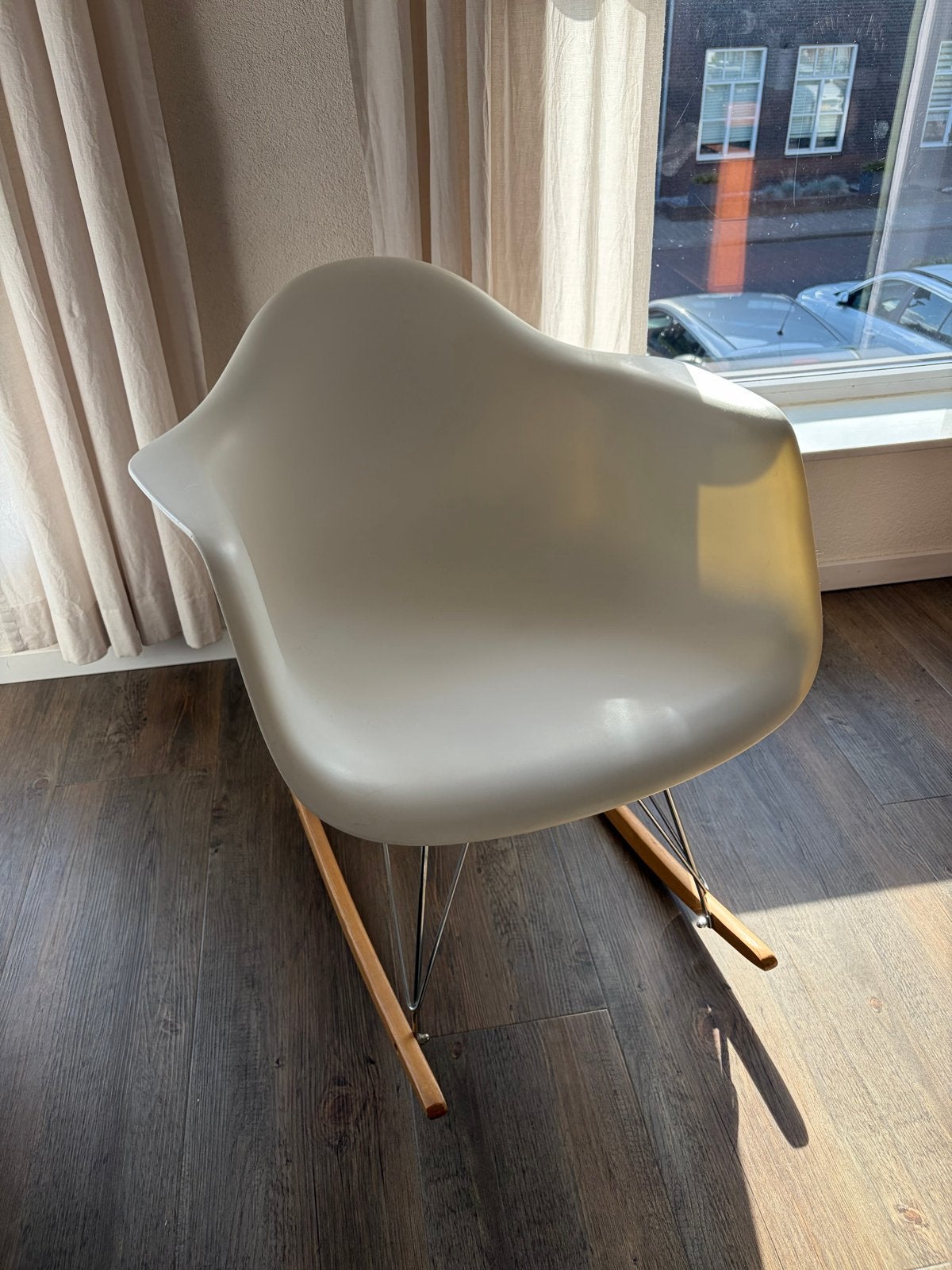 Schommelstoel - Vitra dupe, Ophalen, Kunststof, Gebruikt, Minder dan 75 cm
