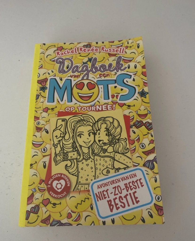 Dagboek van een Muts: Op Tournee! - Rachel Renée Russell, Boeken, Kinderboeken | Jeugd | 10 tot 12 jaar, Ophalen of Verzenden