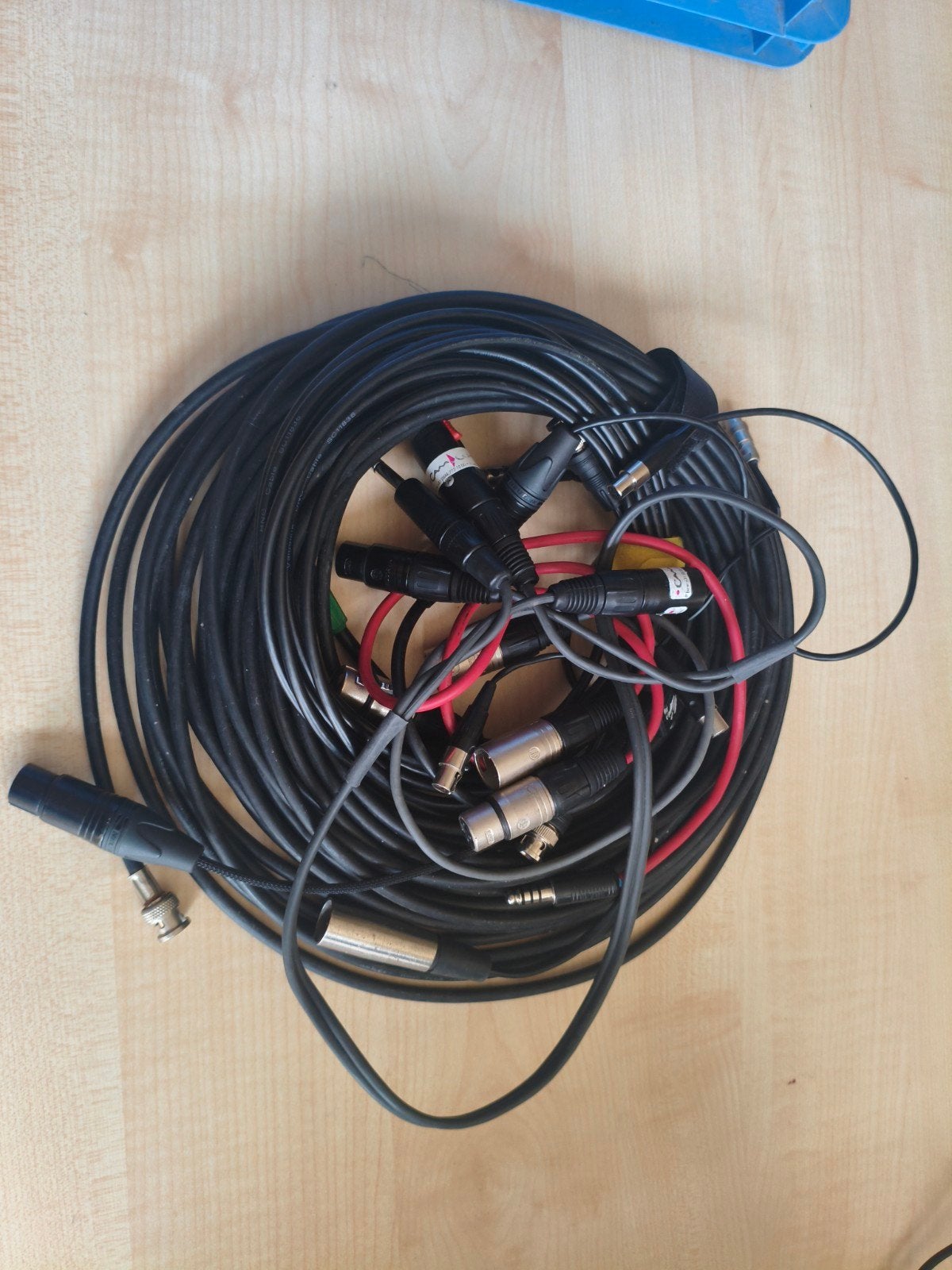 Diverse kabels en adapters, waaronder BNC, XLR, jack, Ophalen of Verzenden, Gebruikt, Minder dan 2 meter, Overige kabels