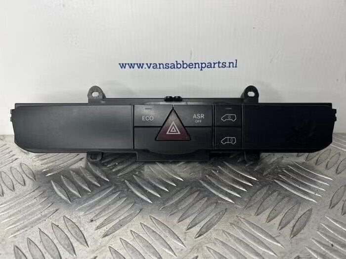 Paniekverlichtings Schakelaar van een Mercedes Sprinter, Ophalen of Verzenden, Gebruikt