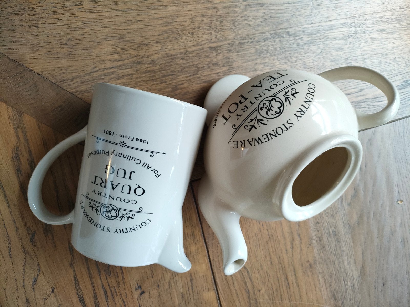 Theepot en kan van Country Stoneware, Gebruikt, Overige merken, Keramiek, Landelijk/Boerenbont