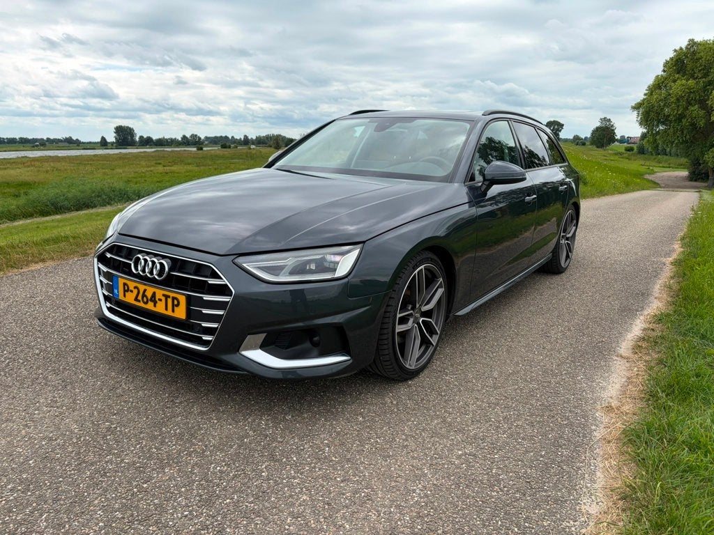 Audi A4 Avant 35 TDI Business Edition | Trekhaak, Auto's, Audi, Gebruikt, Euro 6, 4 cilinders, A4