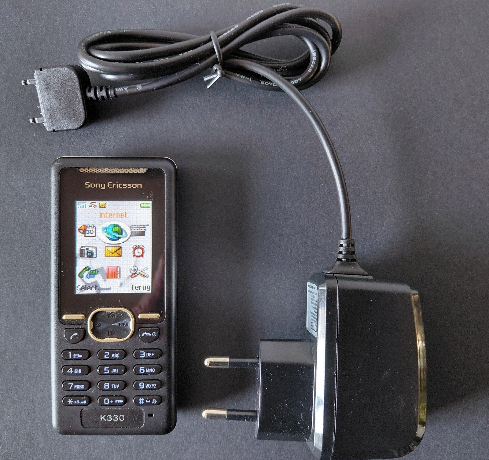 Sony Ericsson K330 Mobiele Telefoon (Klassiek), Gebruikt, Zwart, Overige systemen, Fysiek toetsenbord