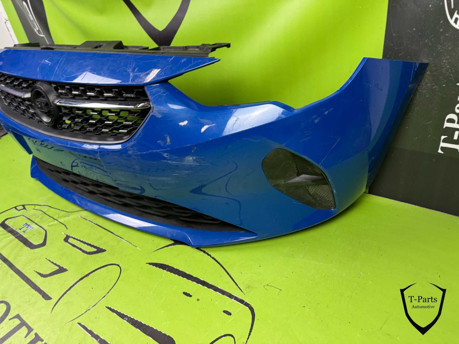 opel corsa f voorbumper bumper grille rooster, Info@fabrikant.eu, Opel, Ophalen of Verzenden, Bumper
