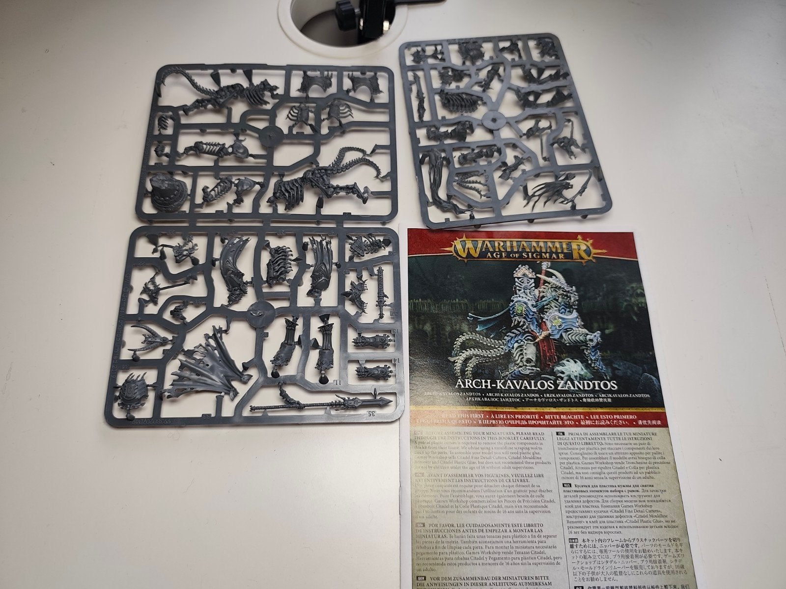 Warhammer Age of Sigmar Arch-Kavalos Zandtos, Ophalen of Verzenden, Nieuw, Warhammer, Figuurtje(s)
