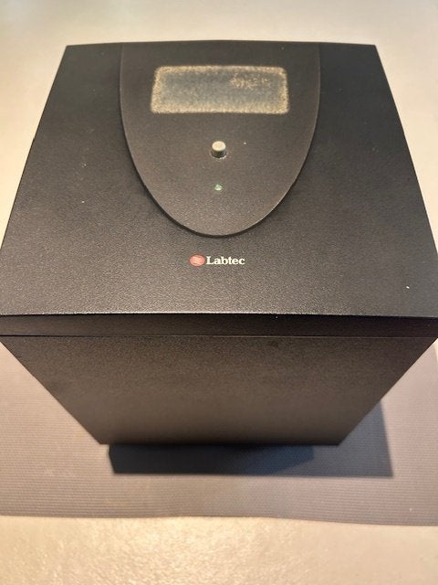 Labtec LCS-2514 subwoofer & Philips satellite speakers., Ophalen of Verzenden, Gebruikt
