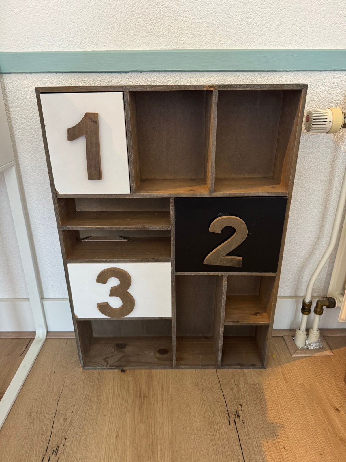 Leuk kasje, Huis en Inrichting, Kasten | Wandmeubels, Ophalen, Zo goed als nieuw, Minder dan 150 cm, Minder dan 100 cm