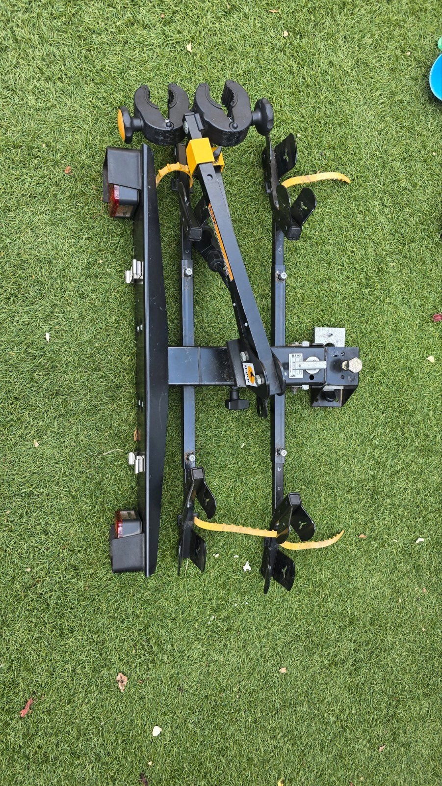 Fietsendrager Hawk RH-2-F met kantelfunctie voor  2 fietsen, Ophalen, 2 fietsen, Gebruikt, Trekhaakdrager