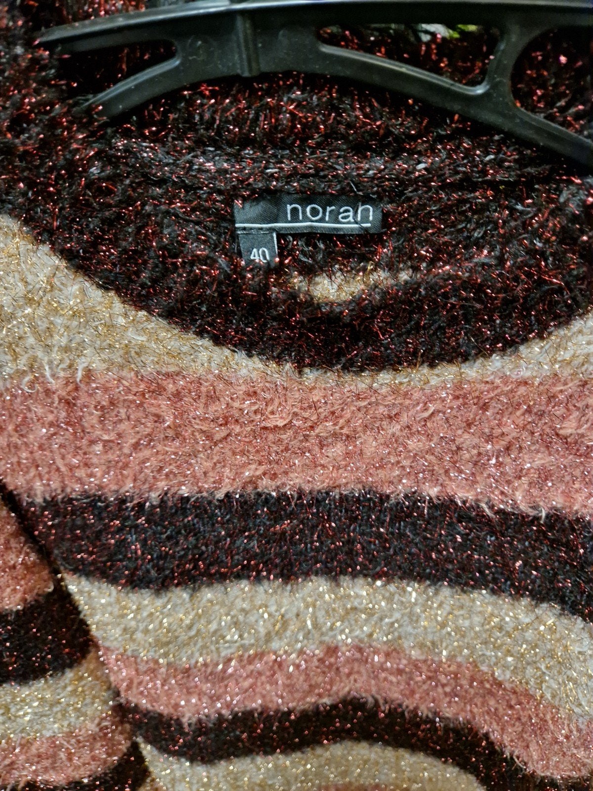 NORA Fluffy Trui Bordeaux/Roze/Ecru met Gouden Glitterdraad, Maat 38/40 (M), Meerkleurig, NORA, Ophalen of Verzenden