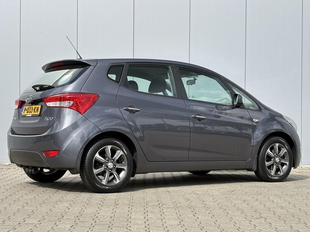 Hyundai ix20 1.6i Go! / Airco / Cruise Controle / Navigatie, Auto's, Hyundai, Euro 5, Gebruikt, 1591 cc, 4 cilinders