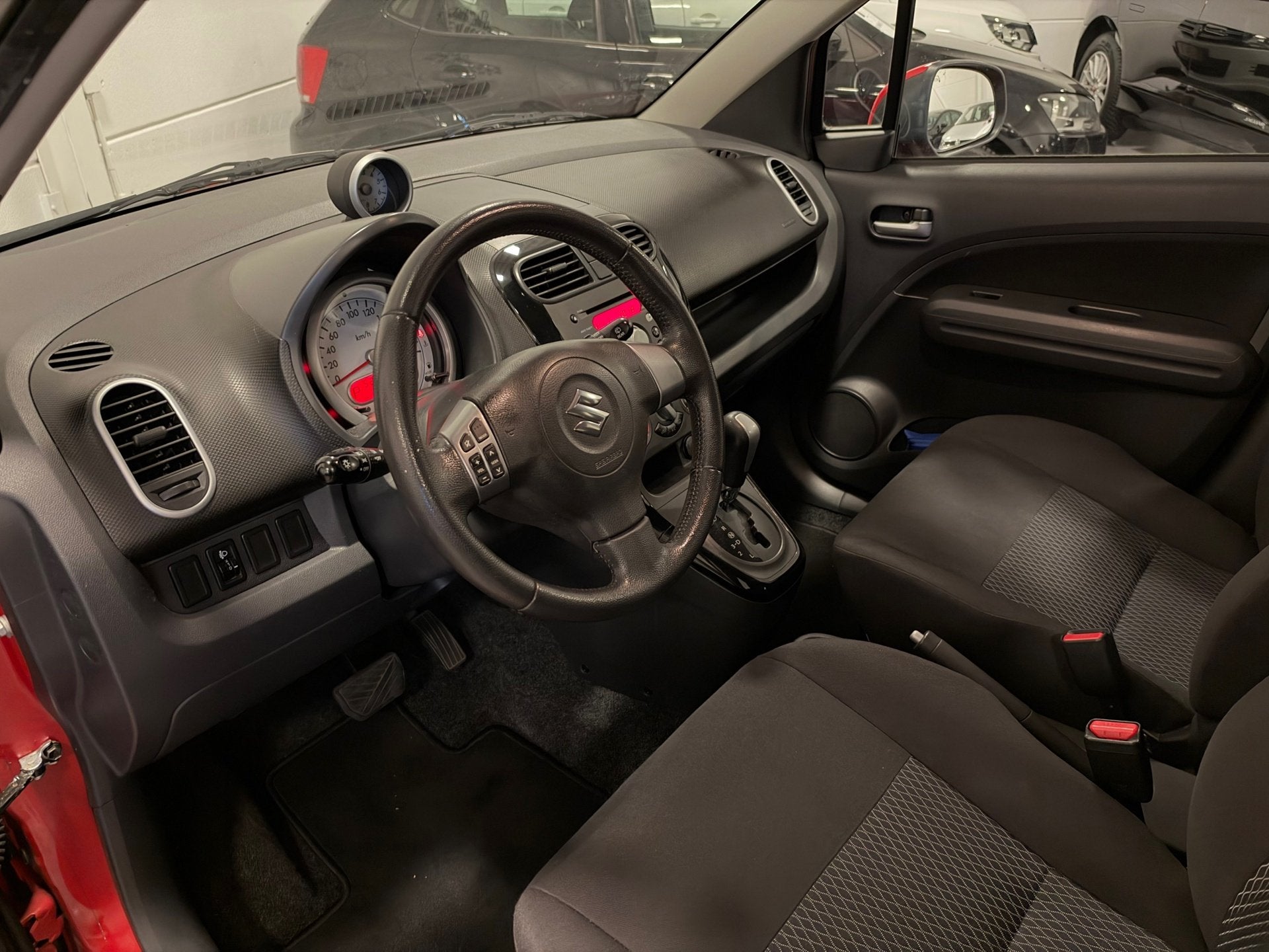Suzuki Splash 1.2 Comfort Automaat Airco Parkeersensoren Tre, Stof, 4 cilinders, Bedrijf, 200 kg