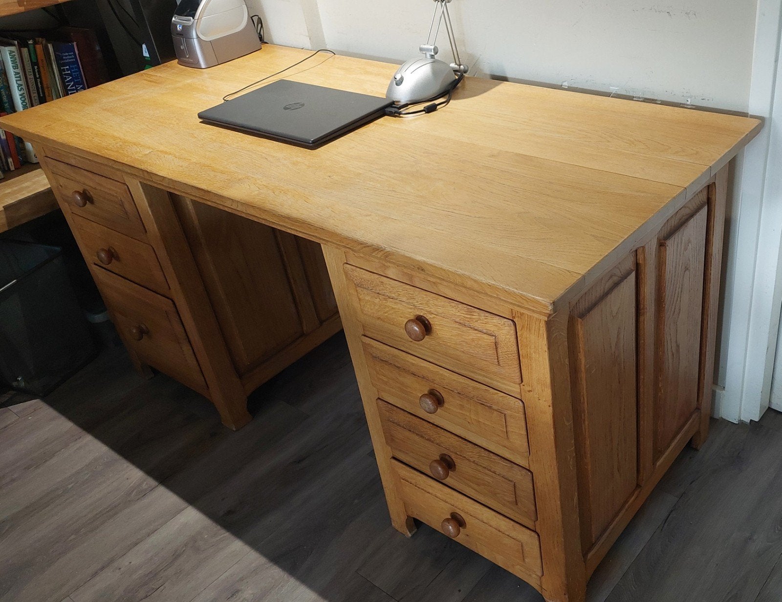 Mooi massief houten bureau met lades - in 100% goede staat, Huis en Inrichting, Ophalen of Verzenden, Gebruikt