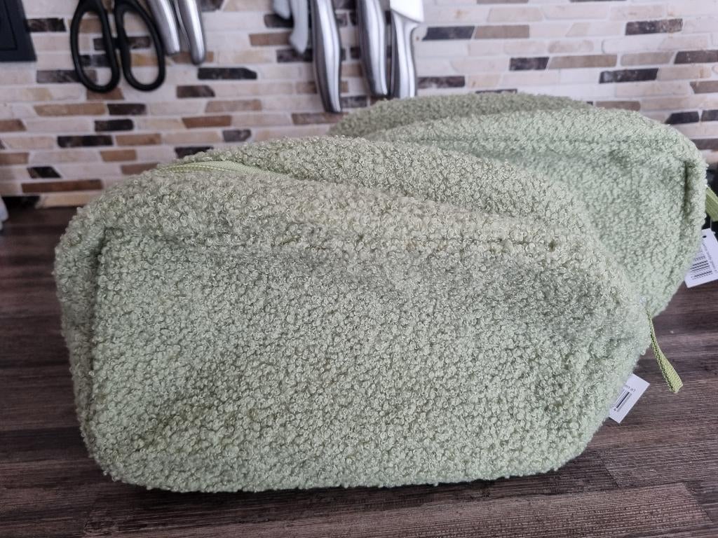 2x toilettassen, Sieraden, Tassen en Uiterlijk, Toilettassen, Ophalen, Nieuw, Groen, Meisje