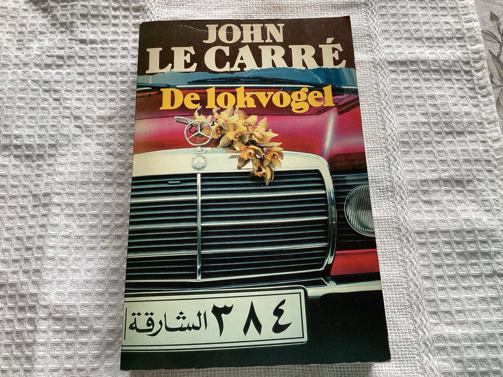 De Lokvogel - John le Carré (Spionagethriller), Ophalen of Verzenden, Gelezen, Europa overig