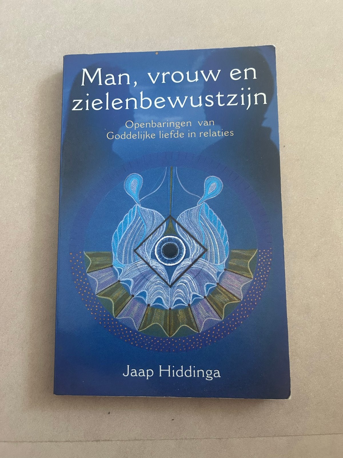 Man, vrouw en zielenbewustzijn - Jaap Hiddinga, Boeken, Ophalen of Verzenden, Zo goed als nieuw, Spiritualiteit algemeen, Achtergrond en Informatie