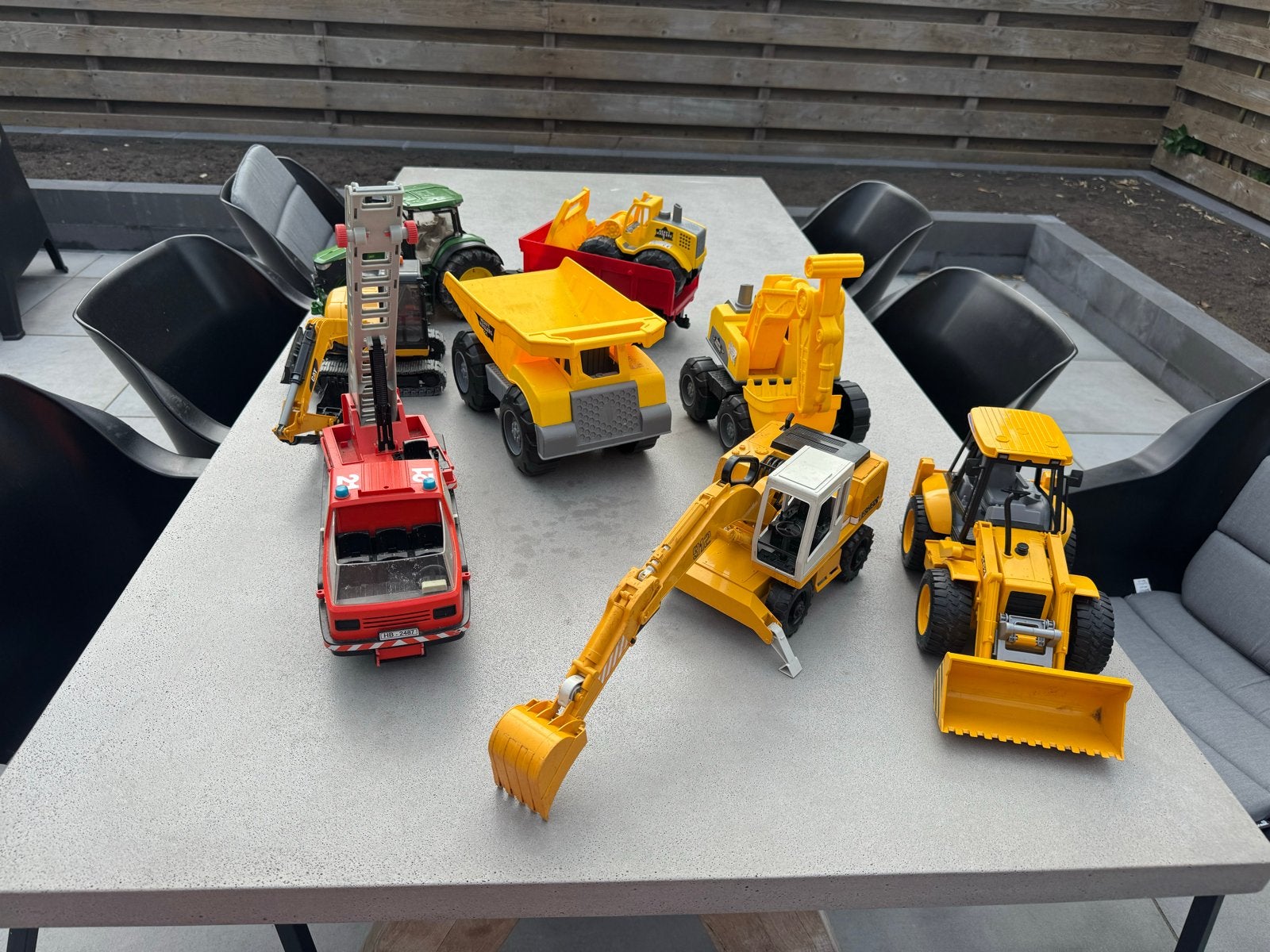 Kinderspeelgoed: Graafmachines, Tractoren en meer!, Ophalen of Verzenden, Zo goed als nieuw