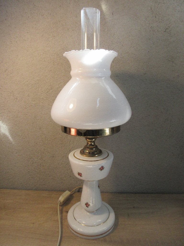 Vintage witte lamp met kleine bloemen rozen, Ophalen of Verzenden, Gebruikt, Minder dan 50 cm