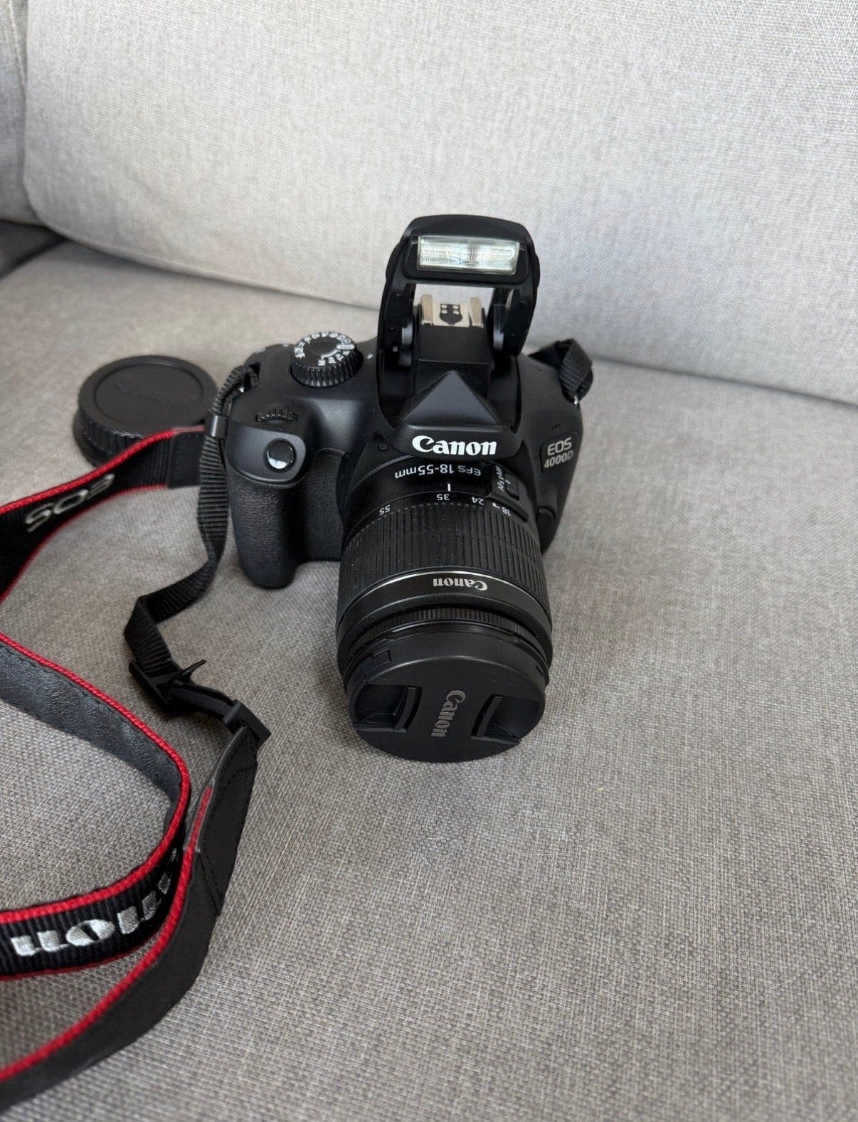 Canon EOS 4000D Spiegelreflexcamera met 18-55mm lens, Audio, Tv en Foto, Spiegelreflex, Canon, Zo goed als nieuw, 4 t/m 7 keer