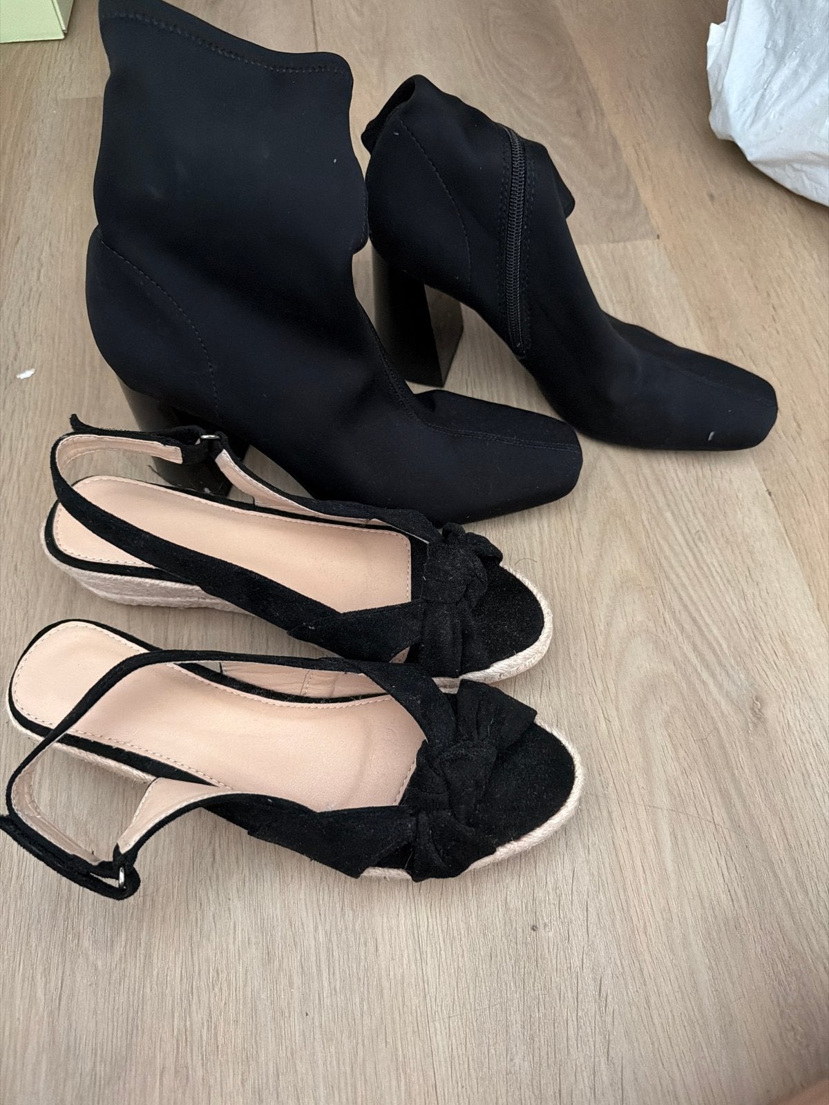 Zwarte laarzen en sandalen maat 39, Kleding | Dames, Ophalen, Gedragen, Zwart, Lage of Enkellaarzen