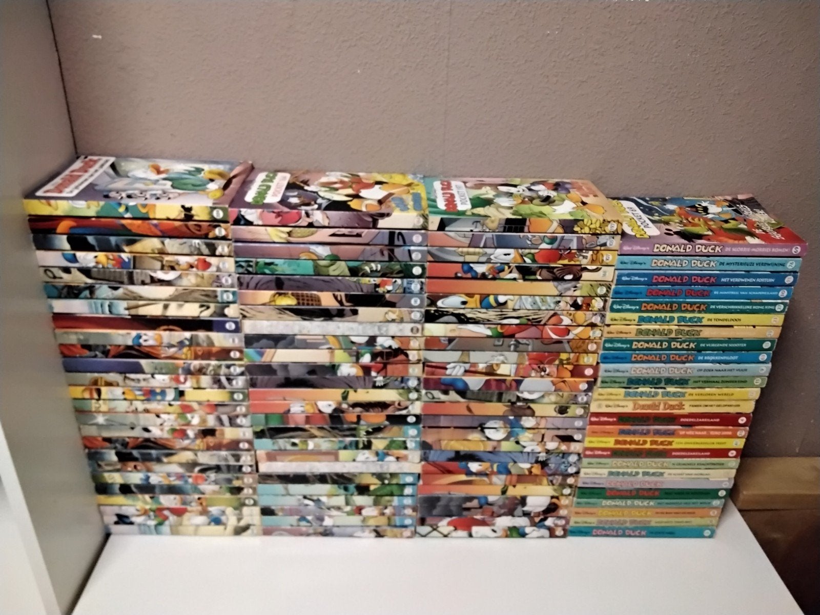 Grote collectie Donald Duck pockets 100 stuks, Ophalen, Zo goed als nieuw