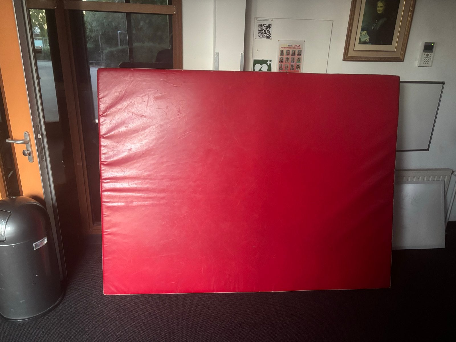 Gymmat 150x250 cm, Ophalen, Gebruikt, Rood, Materiaal