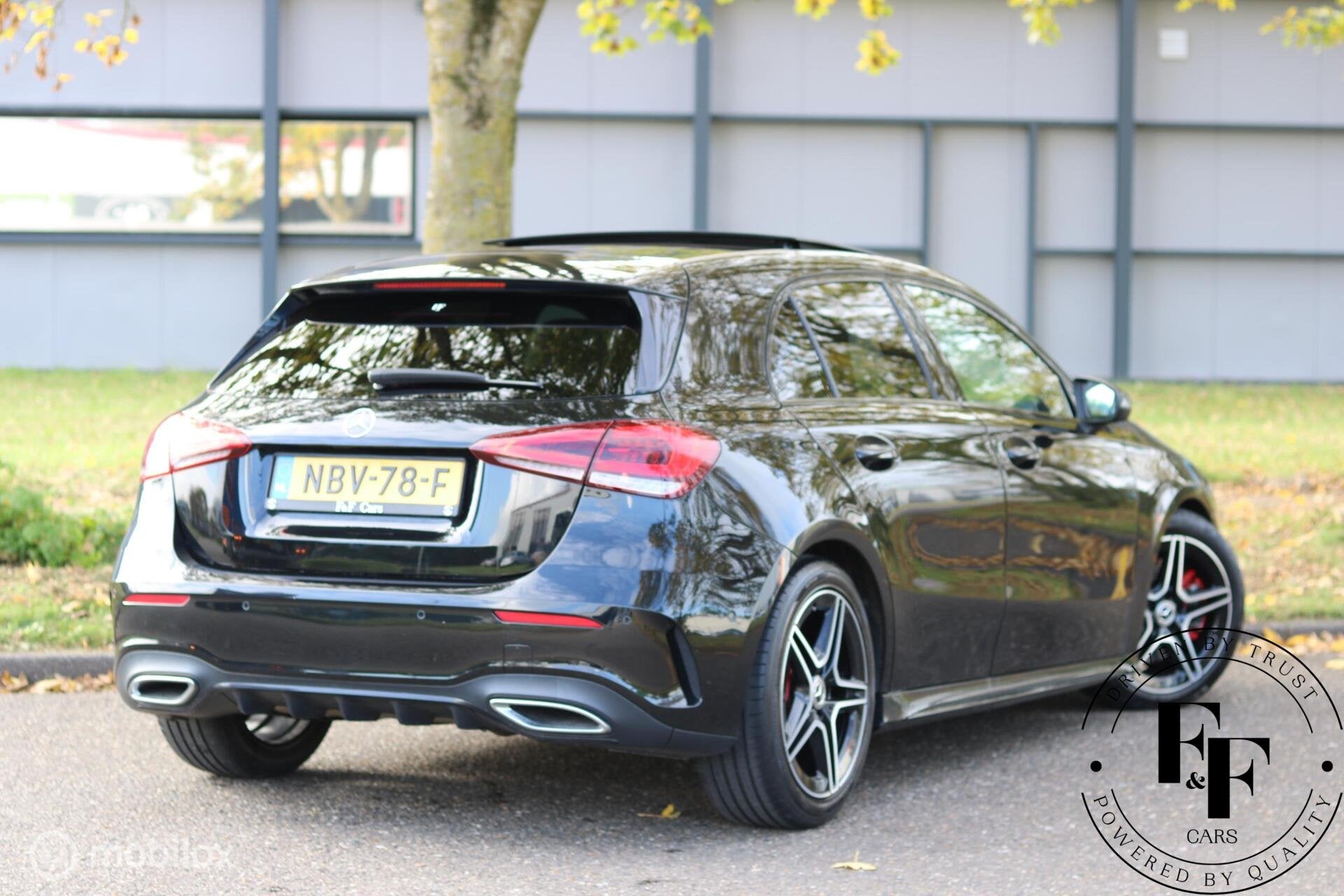 Mercedes-Benz A 220 AMG Line|Pano|Night|Camera|Carplay, Auto's, Gebruikt, Zwart, Alcantara, Zwart