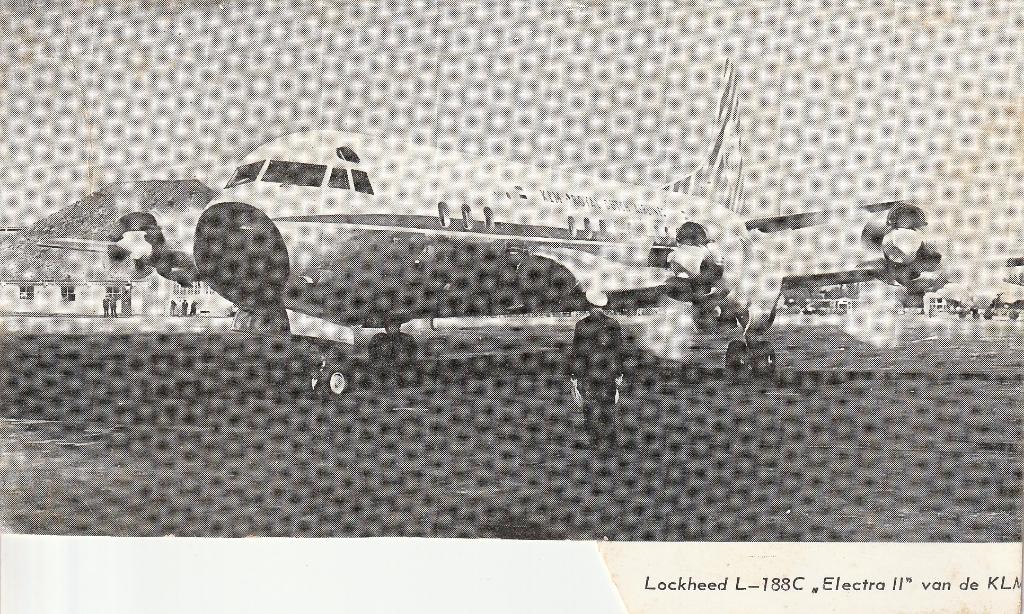 electra KLm vliegveld Schiphol, Verzamelen, Luchtvaart en Vliegtuigspotten, Ophalen of Verzenden, Gebruikt, Kaart, Foto of Prent
